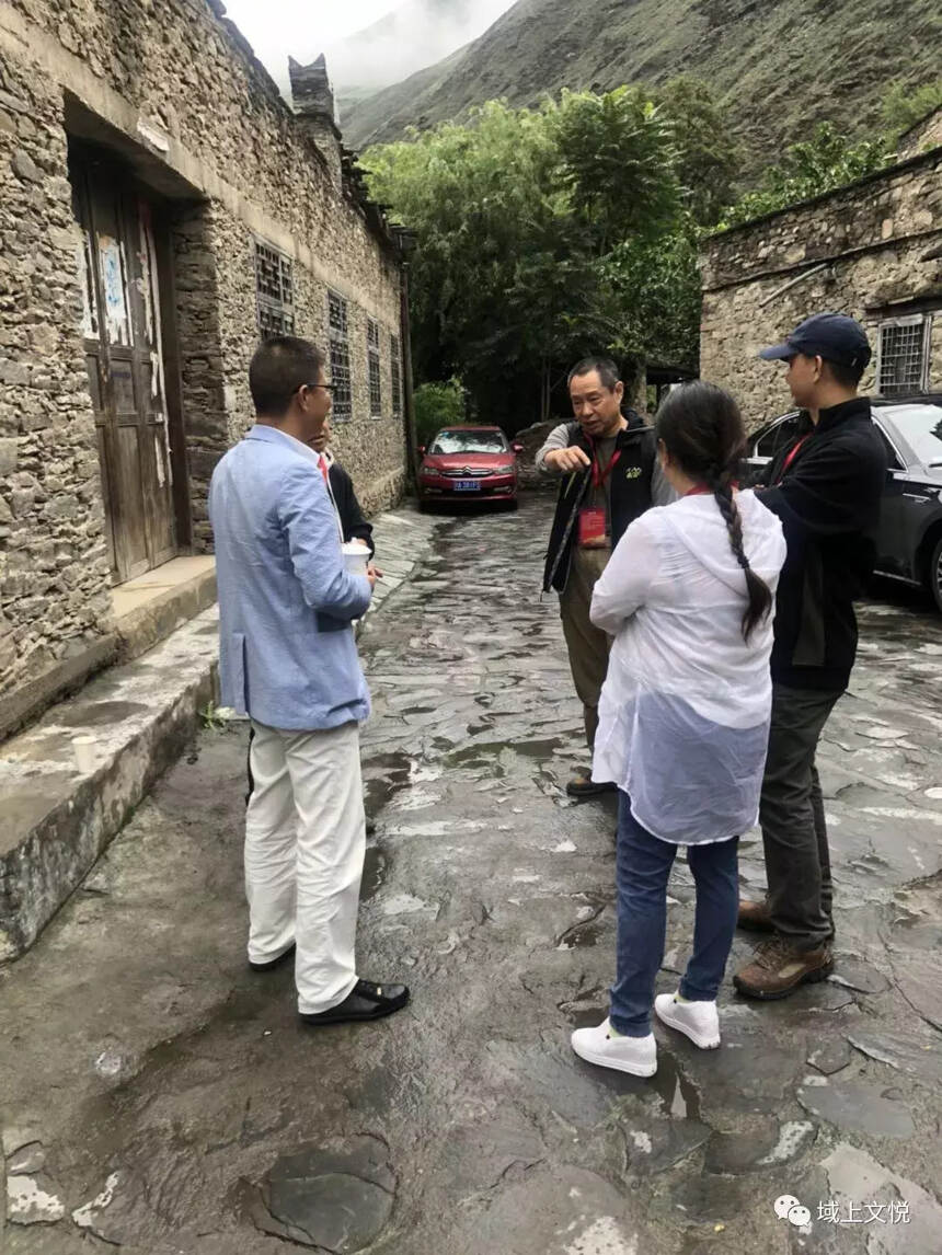 羌山雨润 艺路桃坪