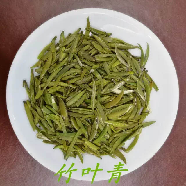 茶，一片绝美漂浮的叶子