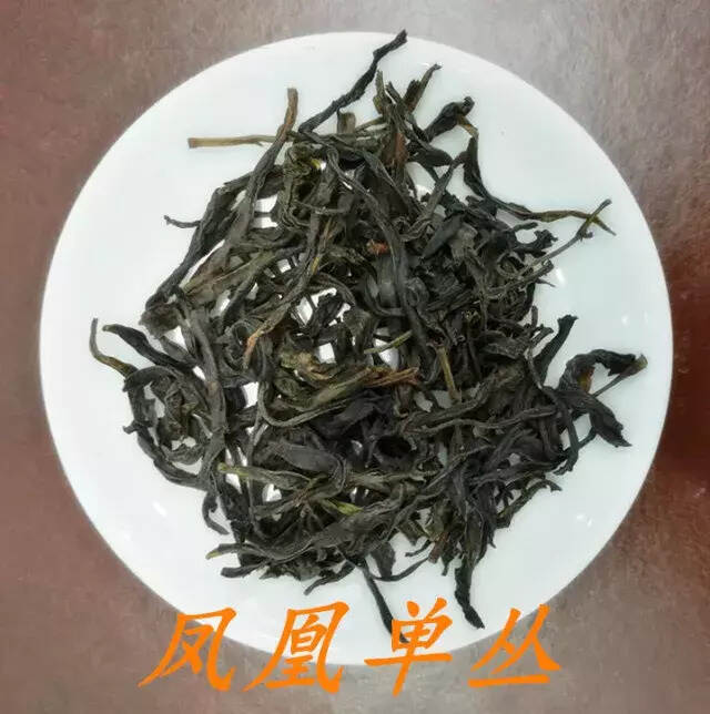 茶，一片绝美漂浮的叶子