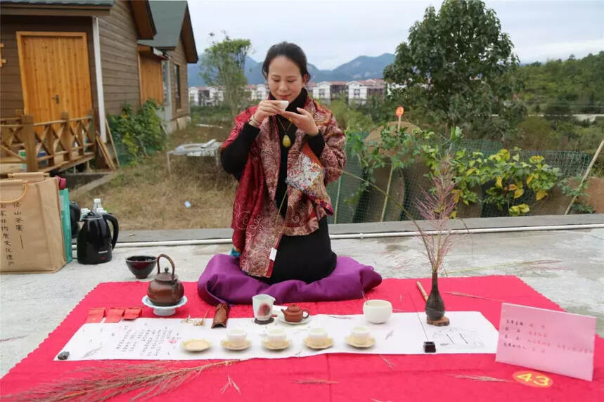 记“麻粟正山红”杯第三届海峡两岸茶席茶艺冲泡大赛