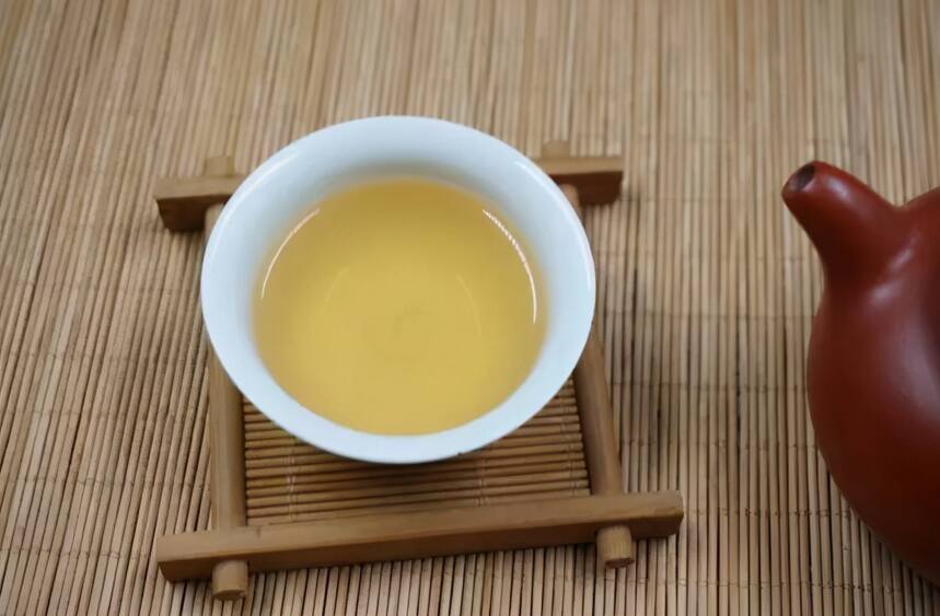 深度剖析：从汤色和透明度变化，看普洱茶的好坏