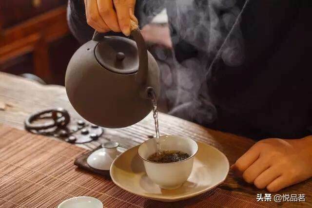 掌握茶叶冲泡的水温的诀窍，每天泡的茶都是那么好喝