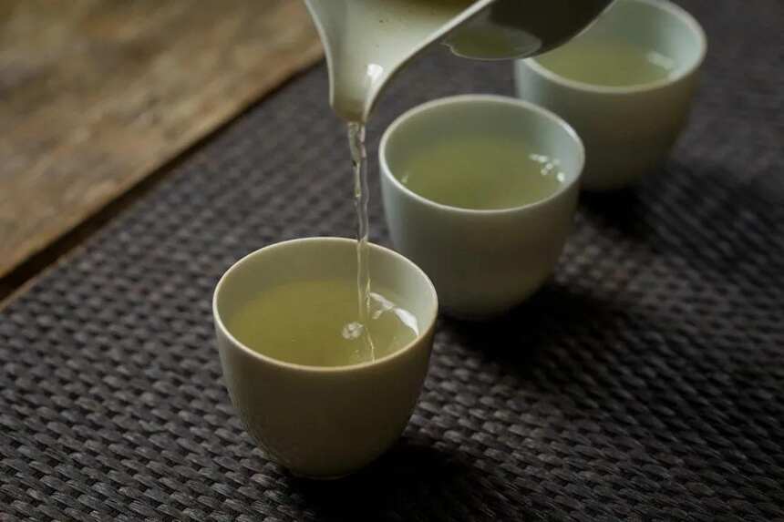 茶性与人体适应表，寒冬腊月要喝对茶