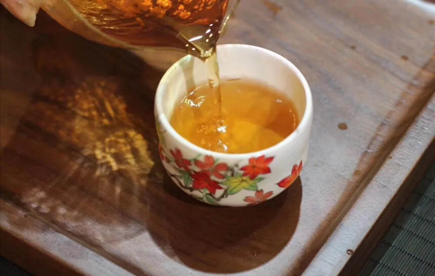 口粮茶怎么选？懂得这三个技巧，白茶口粮茶随意选