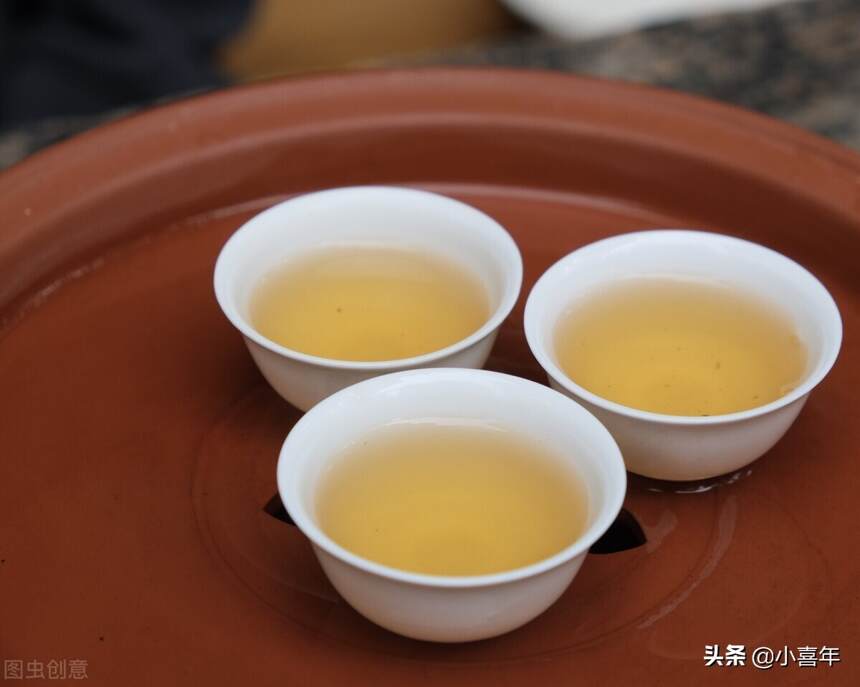 奇怪了，广东人喝潮汕工夫茶为什么只用三个杯子？