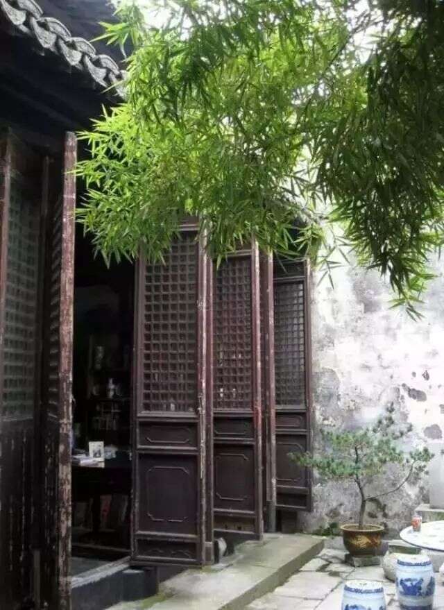 一个小院，一壶清茶，便是心灵的归处