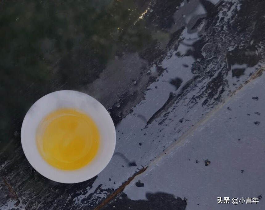 下雨天泡的茶没有晴天泡的茶好喝，是真的吗？