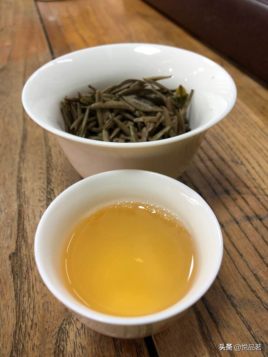 白毫银针老茶贵吗？2016年的白毫银针老茶，入口生香，回味无穷