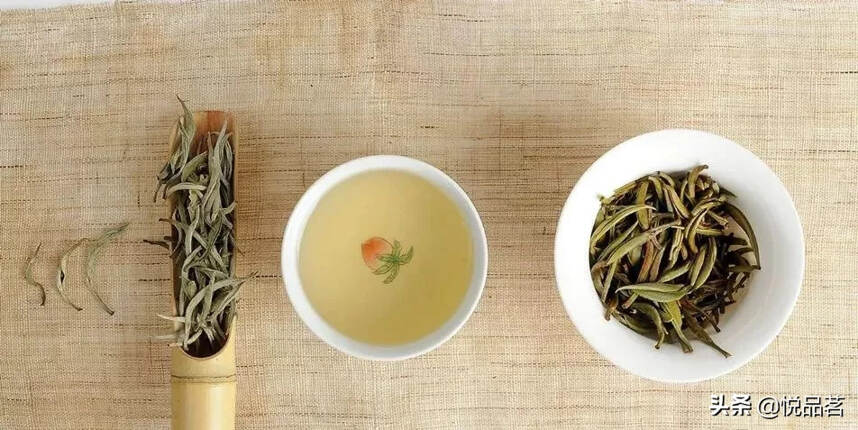 茶中看起伏，人生有得失，安静下来，品茶，品人生