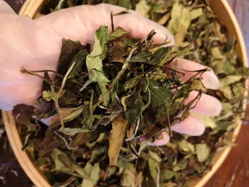 买同一批茶却喝出了不同的味道？听我说，不仅仅是受潮变质了