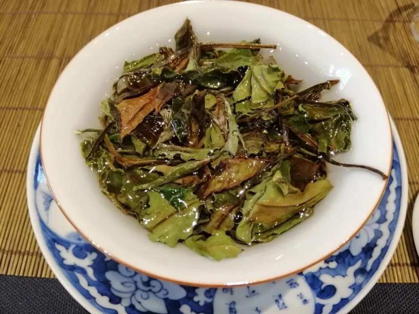 关于白茶你知道多少？从春到秋，从新到老，一文详解