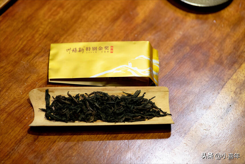 未过“退火期”的岩茶不仅上头，还会上火？