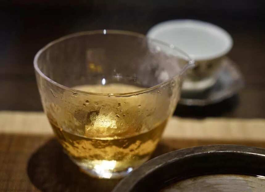 福鼎白茶与绿茶哪个更好？二者有何区别？从五个方面一次说清楚