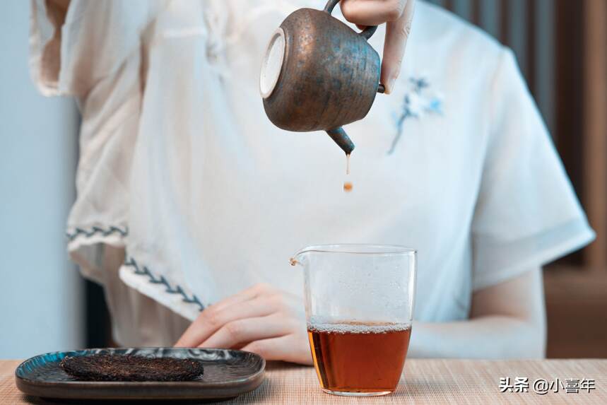 又到吃螃蟹的季节，你喝过茶界的“螃蟹脚”吗？