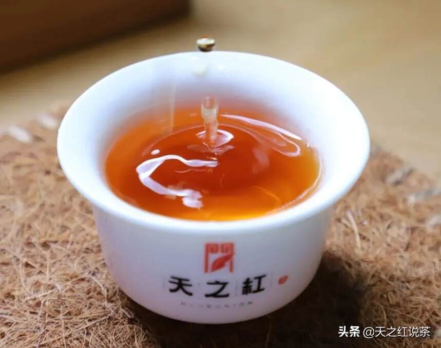 生活如茶，半醉半醒半清欢