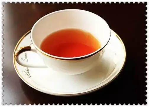 一杯红茶，最适合迎接秋天的到来