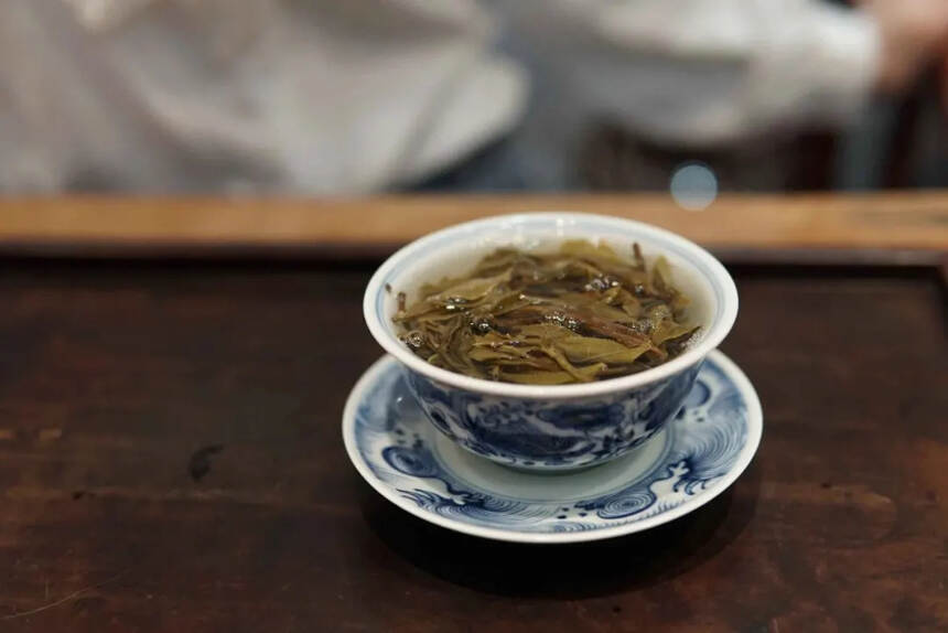 以润茶识 | 阴雨天泡茶不香？终于找到原因了