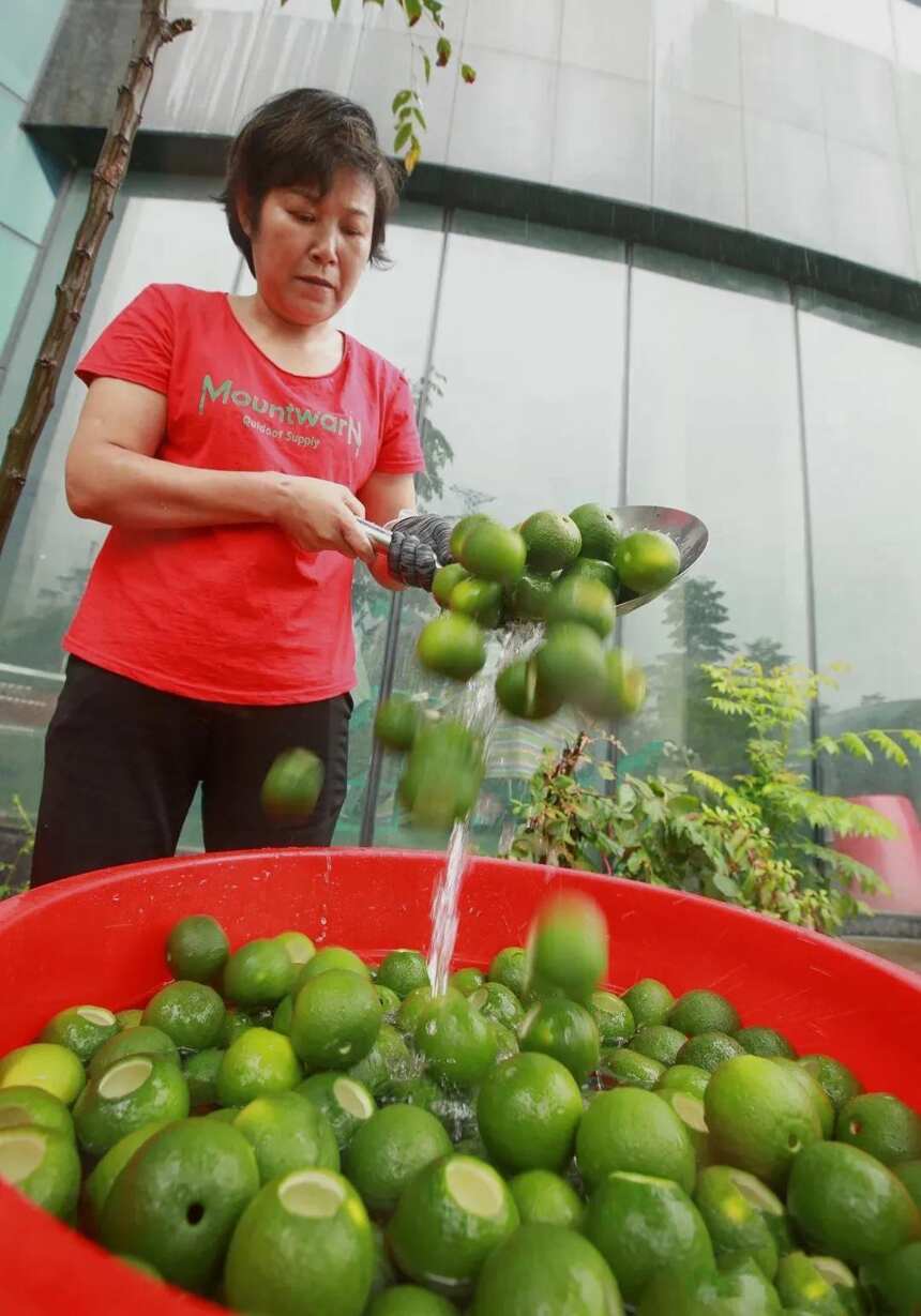 宜山宜水宜红茶——宜红小青橙