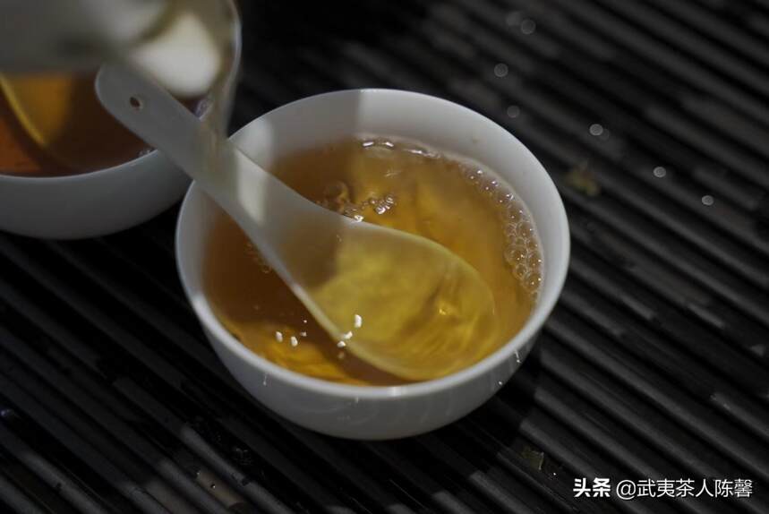 这个冬天，愿你也有暖茶相伴