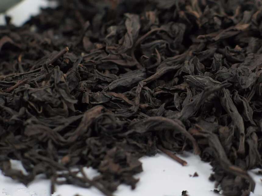 青茶 | 闽北乌龙 --- 武夷岩茶之焙火的火 成就岩茶的灵魂