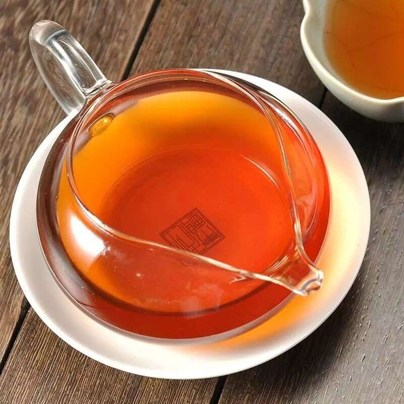 这4种茶越喝越伤胃，你知道吗？