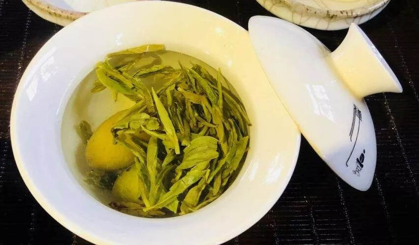 北京“喝茶”VS上海“吃茶”，哪种生活更有滋味？