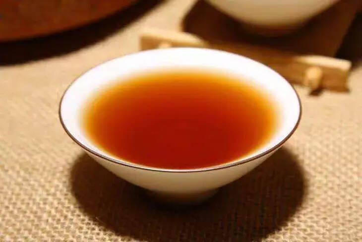 秒杀 | 让老茶客倾倒的小疙瘩，是你茶柜里不可缺少的精品熟茶