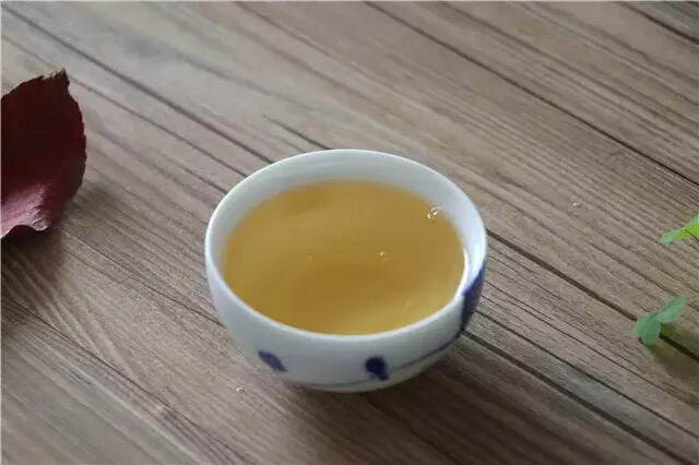 干货 | 教你如何分辨春茶、夏茶、秋茶