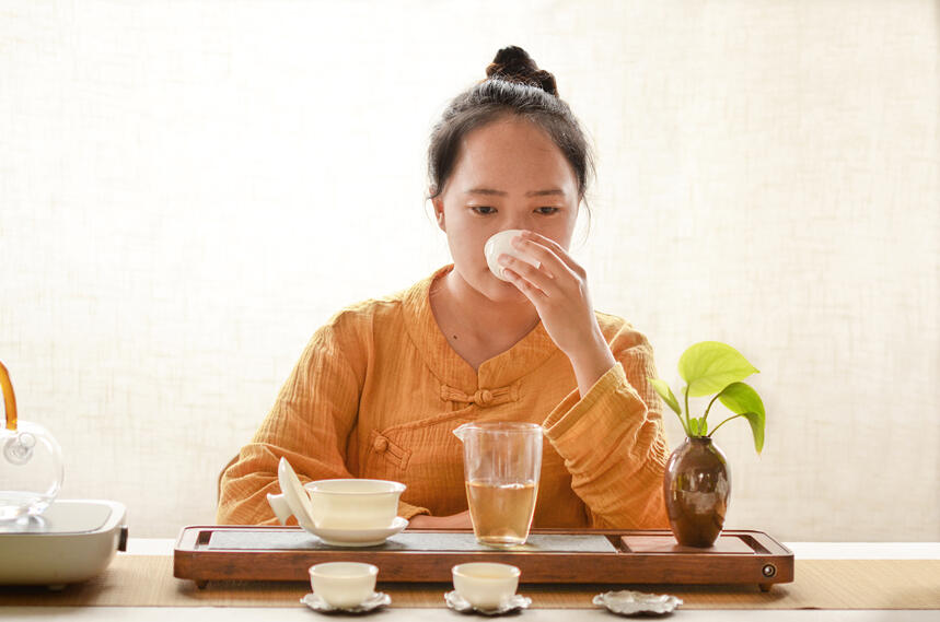 夏天流行的冷泡法，普洱茶是否应该凑个热闹？