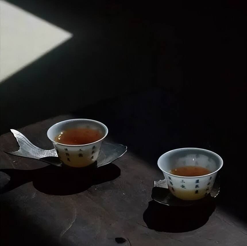 青茶 | 闽北乌龙 --- 武夷岩茶之焙火的火 成就岩茶的灵魂