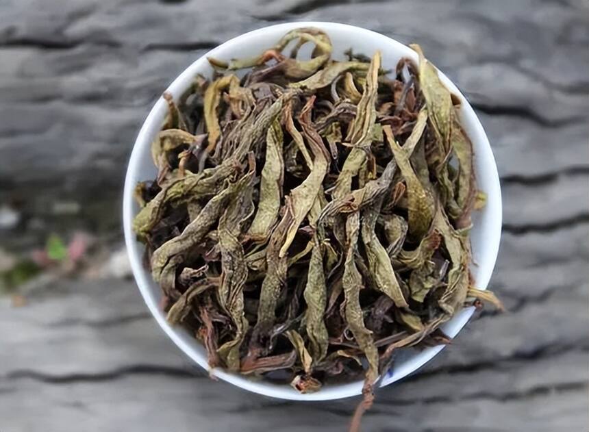 青茶 | 闽北乌龙 --- 武夷岩茶之四大名枞--白鸡冠之岩茶皇后