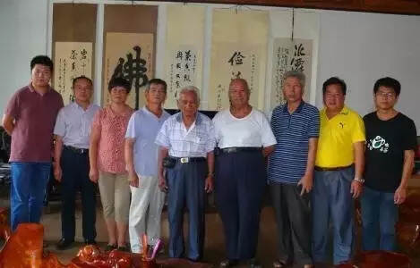 当担生前事，何计身后评