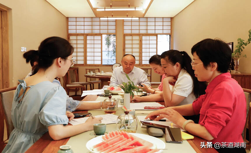 “湖南红茶进茶馆”方案评审会顺利举行