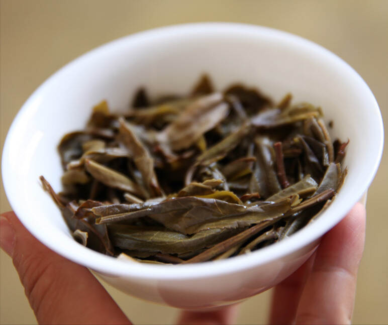 用这5招就能辨别茶叶是不是干仓茶，方法很简单，不信你试试？
