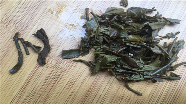 老徐鉴茶61期：2010年勐库东半山古树茶品鉴报告（广东茶友寄）