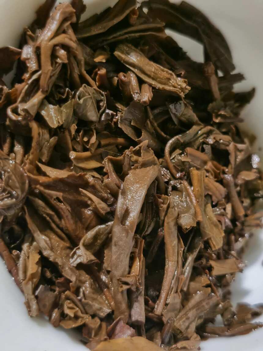 茶品鉴：關姐縱橫四海八荒的赤兔T8653最簡茶評