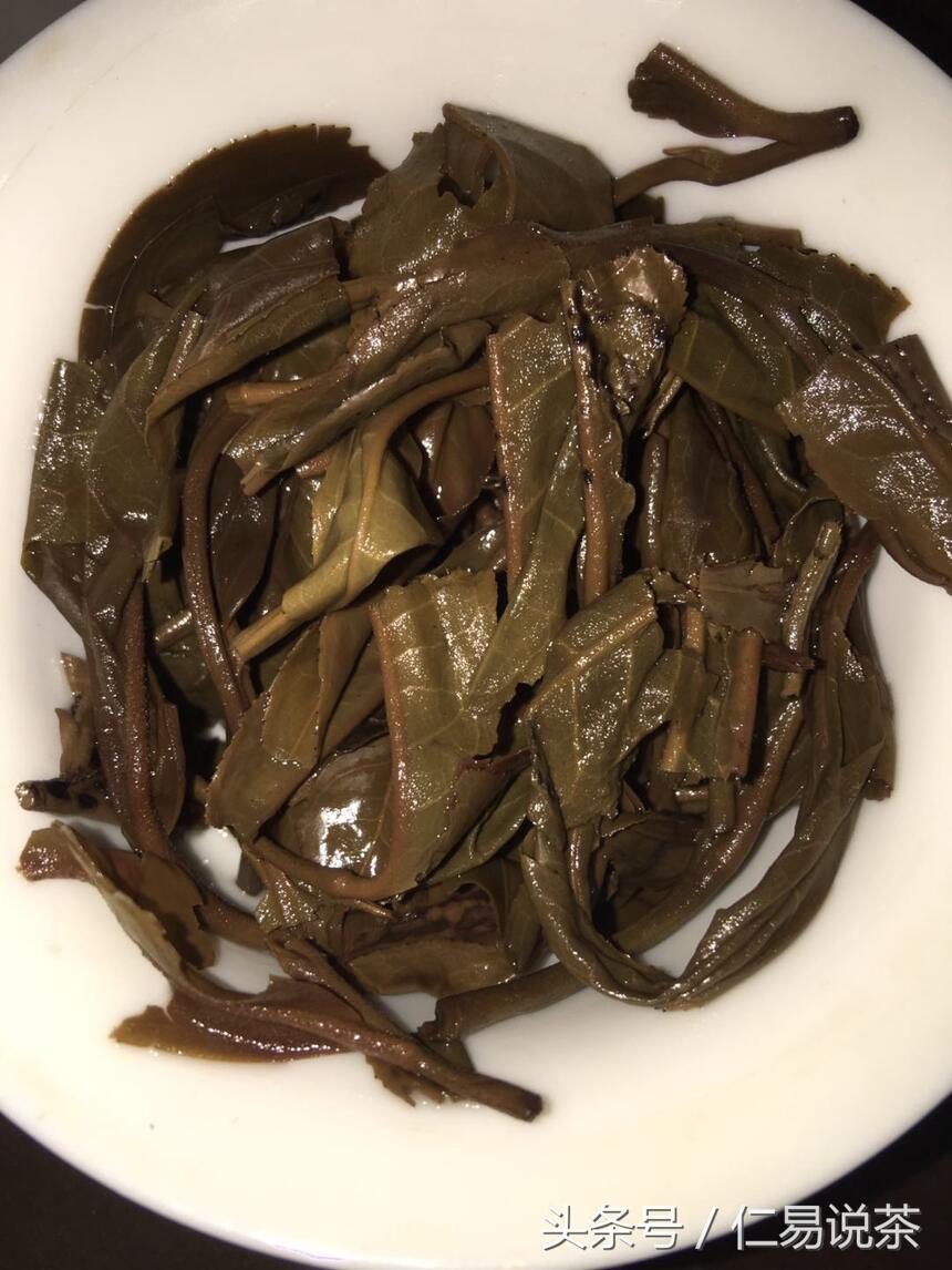 仁易说茶：标准的普洱茶是什么？多少种口感？对你和社会帮助是？