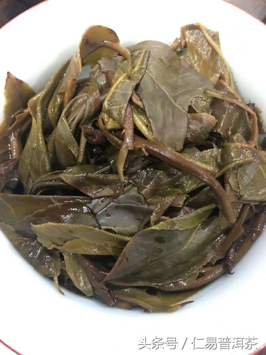 仁易说茶：普洱茶诗一首，望国人共赢