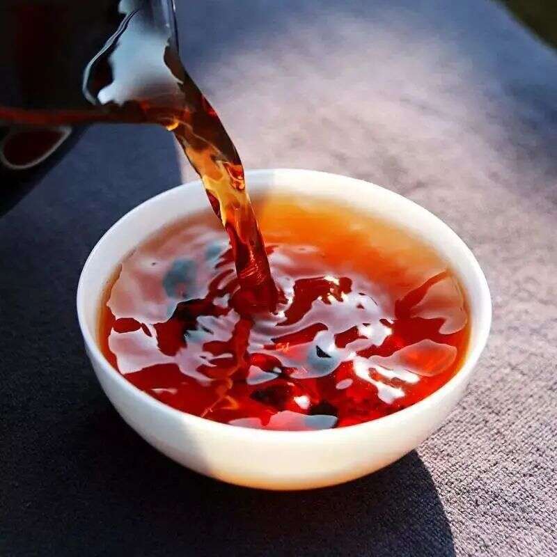 光绪十六年普洱茶有多值钱？一句话让你瞬间清醒