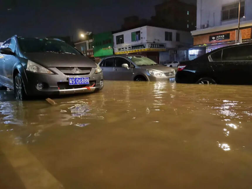 东莞万江惨遭水淹，损失惨重，多少人一夜回到解放前