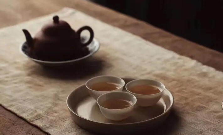 茶有千般滋味，生活有万般风情