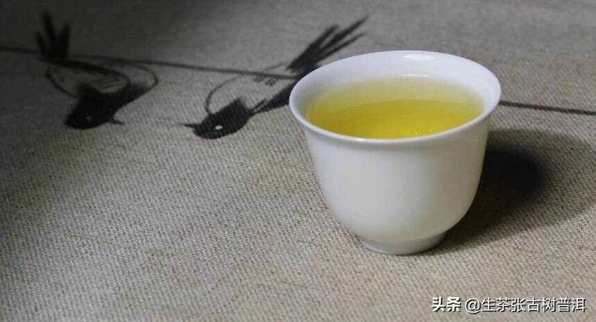 普洱茶陈香味和霉味怎么区分？发霉了怎么处理？