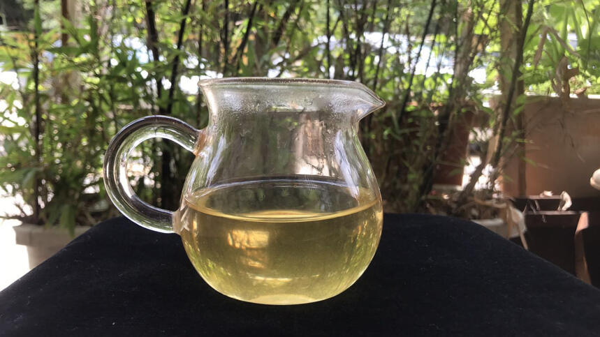 《老徐鉴茶》第134期：茶王树普洱生茶品鉴报告（深圳茶友寄）