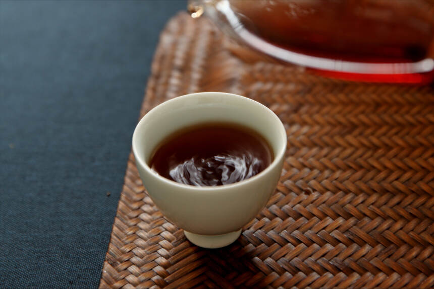 普洱老熟茶好在哪？高品质老茶有何特点？含7个熟茶品质评价指标
