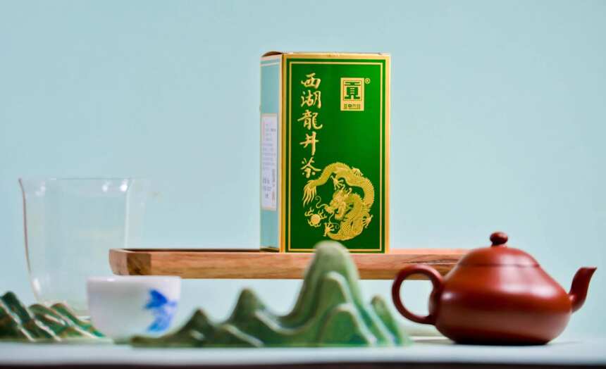 江西庐山云雾茶与浙江龙井茶对冲评测，谁更适口？