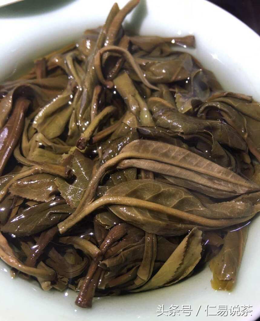 仁易说茶：央视曝光的乱象普洱茶，他的背后究竟是什么原因导致？