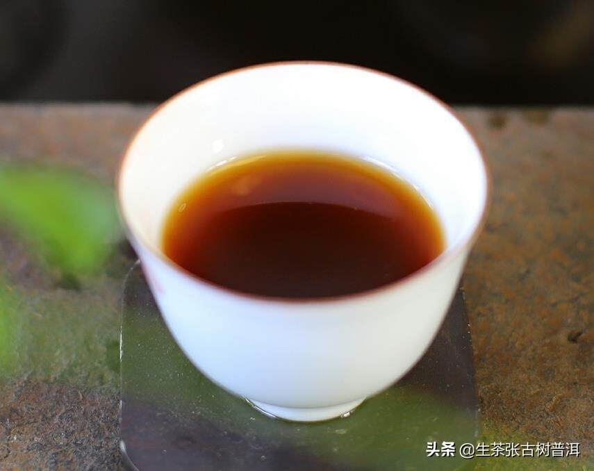 普洱生茶好还是普洱熟茶好？