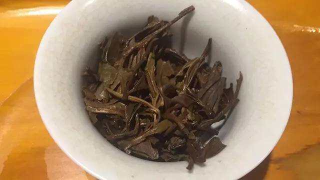 《老徐鉴茶》第44期：古六大茶山之06年攸乐山古树茶品鉴报告