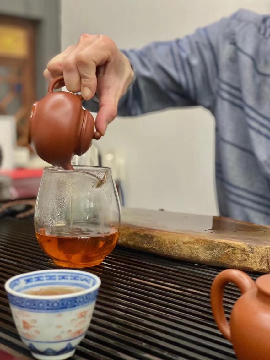 勐海茶厂孔雀系列，勐海孔雀土鸡变凤凰的经典深度讲解建议收藏