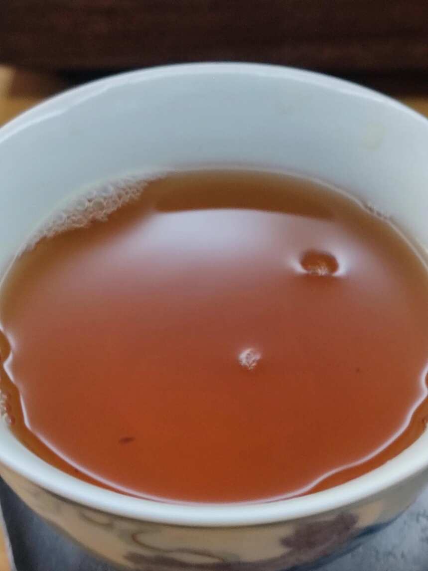 下关烟味代表？06桃红四号饼茶评测